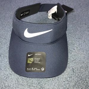NEW Nike visor